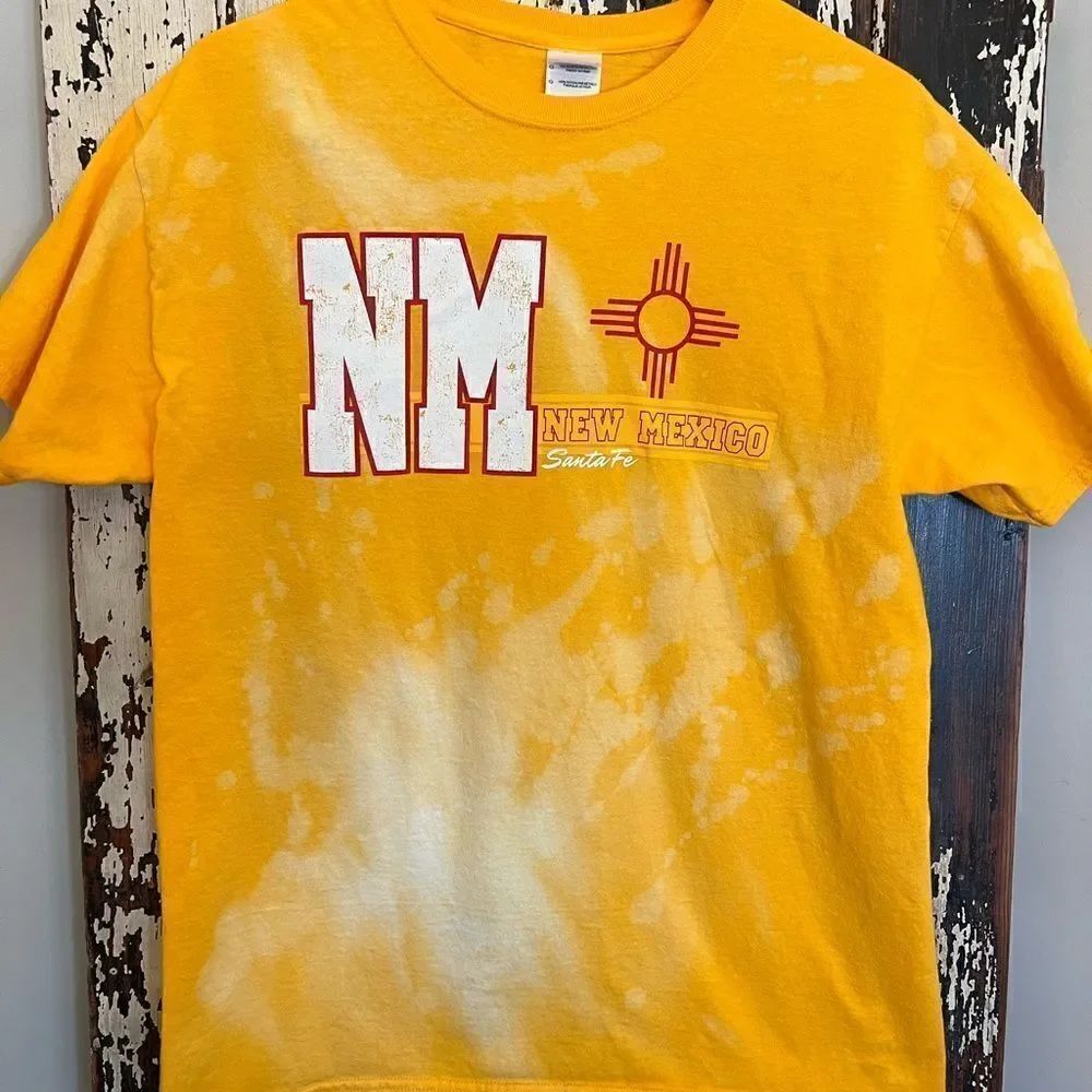 Men’s Santa Fe NM New Mexico souvenir T-shirt.  Size L